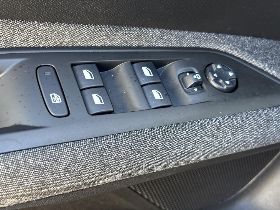 Peugeot 3008 1.5 HDi Active