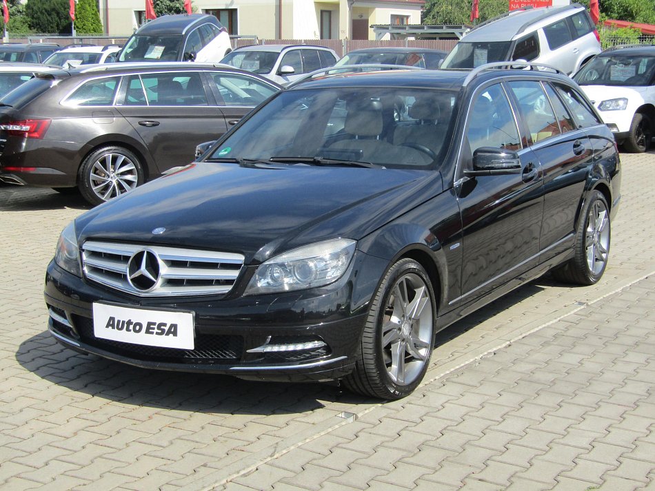 Mercedes-Benz Třída C 3.0 CDi  4MATIC
