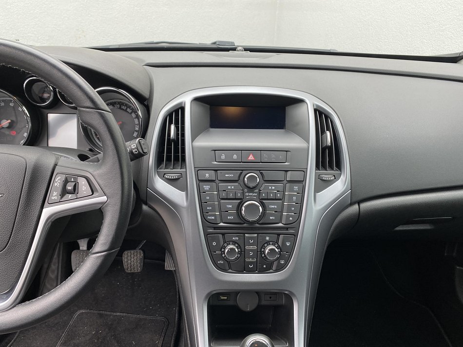 Opel Astra 1.4T Selection