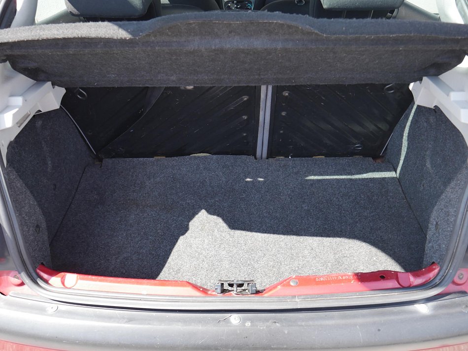 Peugeot 206 1.1 i 