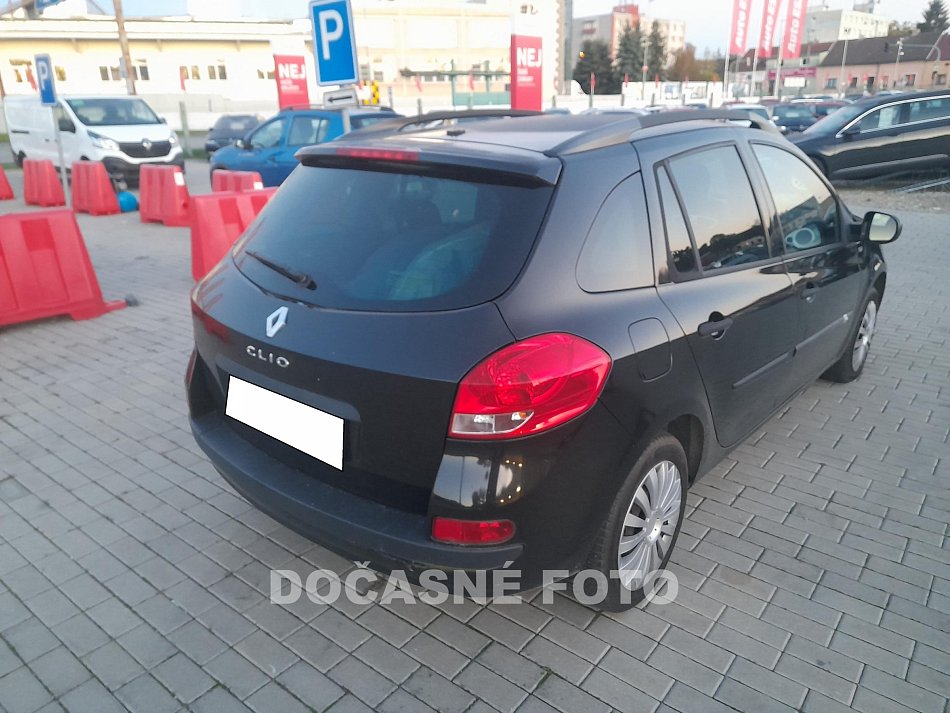 Renault Clio 1.2i 