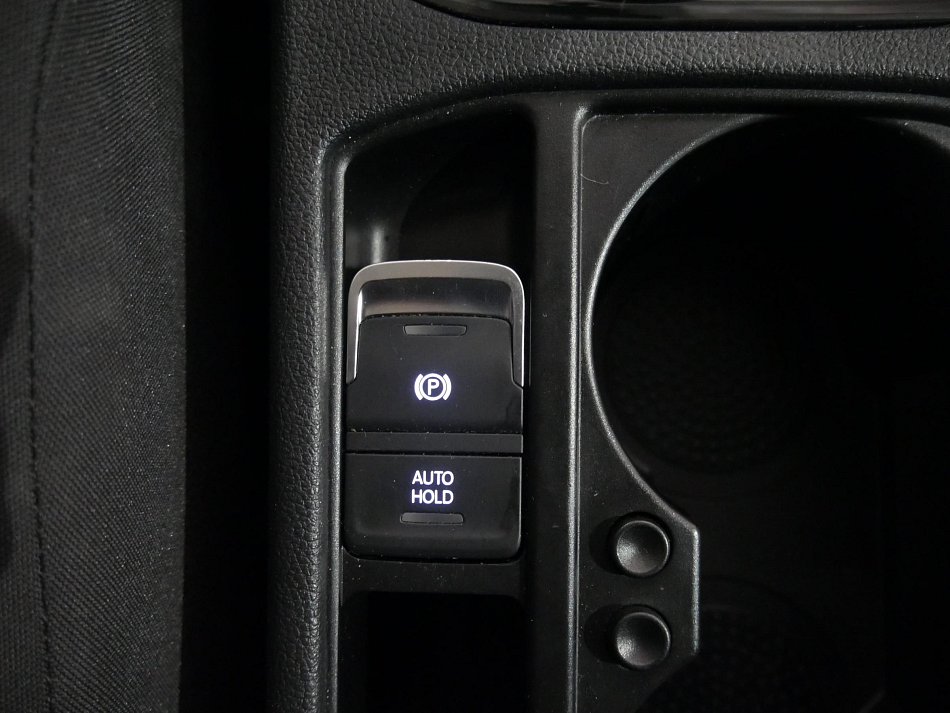 Volkswagen Touran 2.0 TDi 