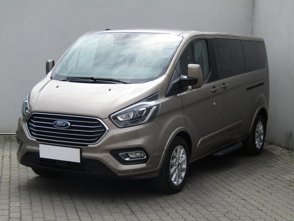 Ford Tourneo Custom 2.2TDCI 