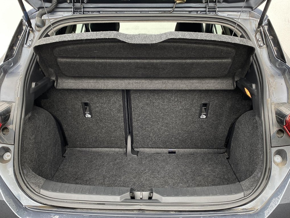 Nissan Micra 0.9 DiG-T Tekna