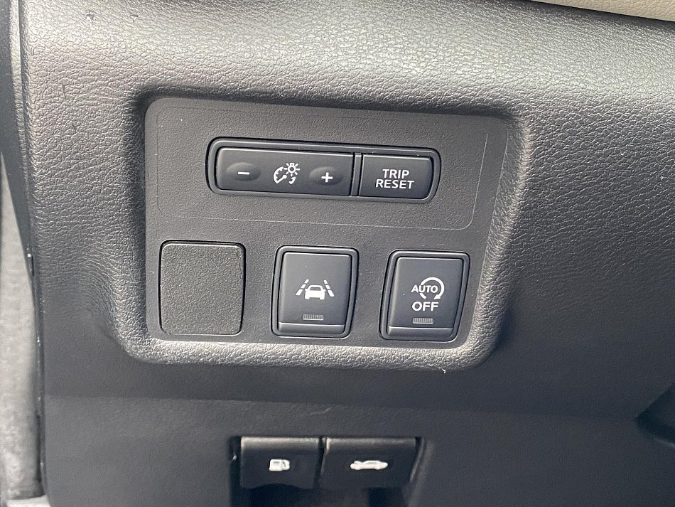 Nissan Micra 0.9 DiG-T Tekna