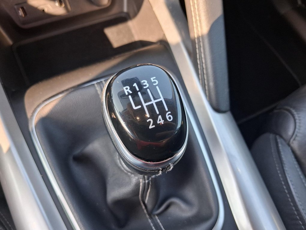 Renault Kadjar 1.2 TCe Black Edition