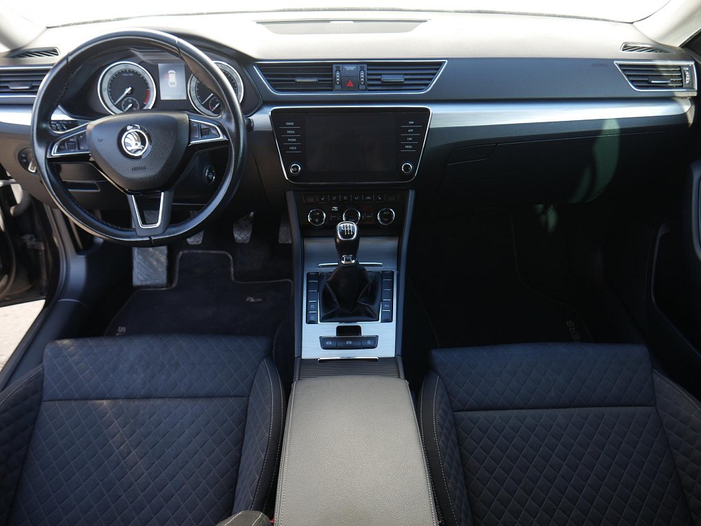 Škoda Superb III 2.0 TDi Ambition