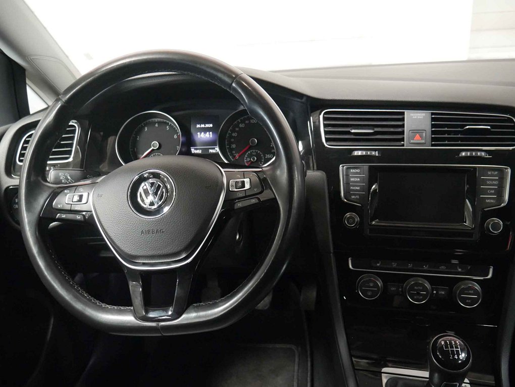 Volkswagen Golf 1.4 TSI 