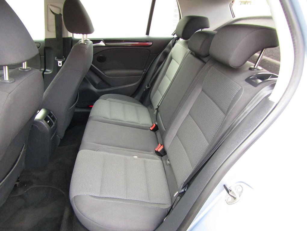 Volkswagen Golf 2.0 TDi 