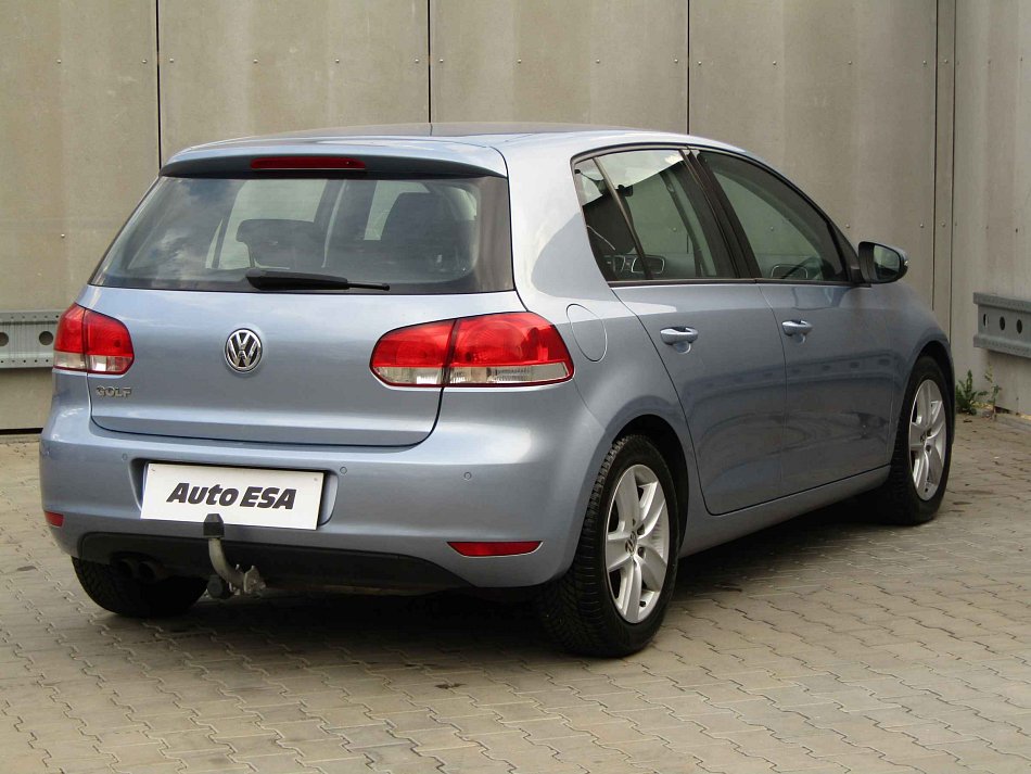 Volkswagen Golf 2.0 TDi 