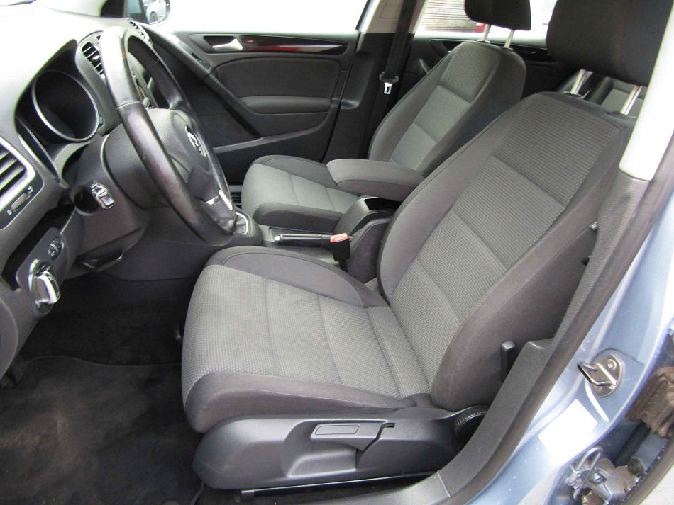 Volkswagen Golf 2.0 TDi 