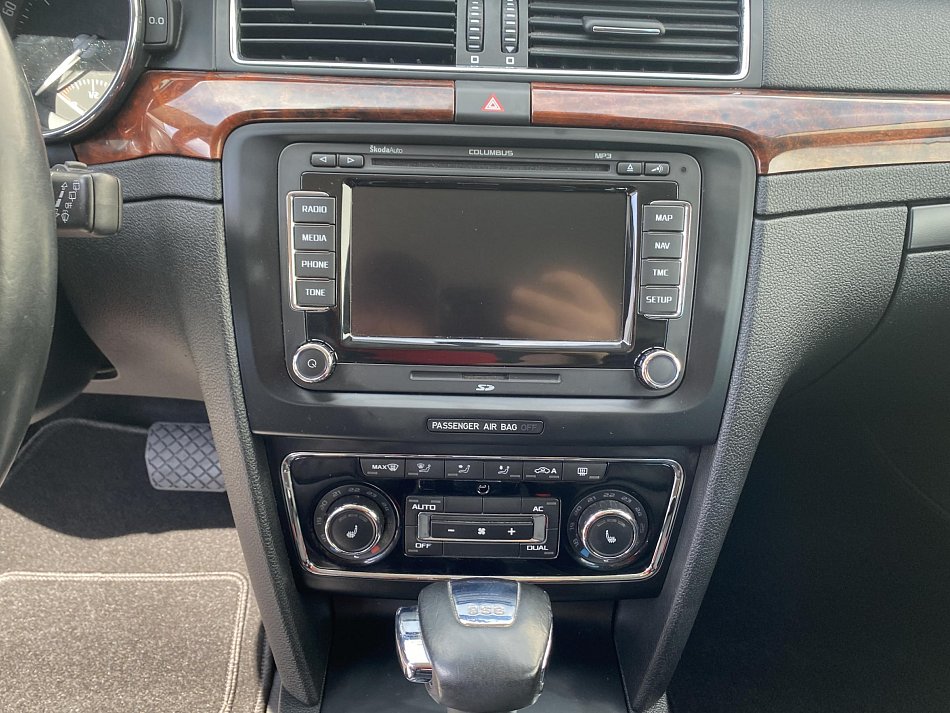 Škoda Superb II 2.0 TDi Elegance
