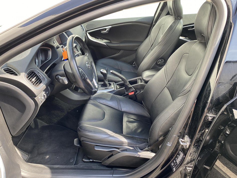 Volvo V40 2.0 D2 