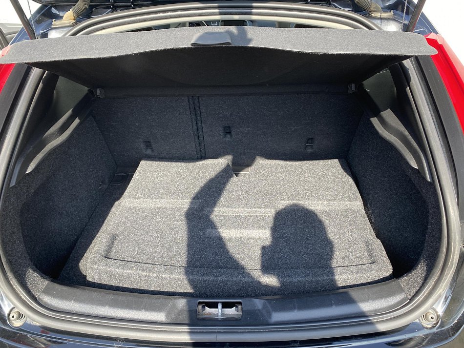 Volvo V40 2.0 D2 