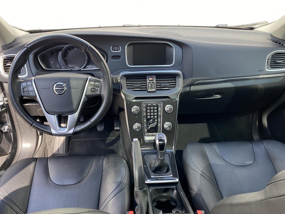 Volvo V40 2.0 D2 