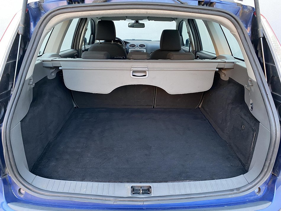 Ford Focus 1.6i 