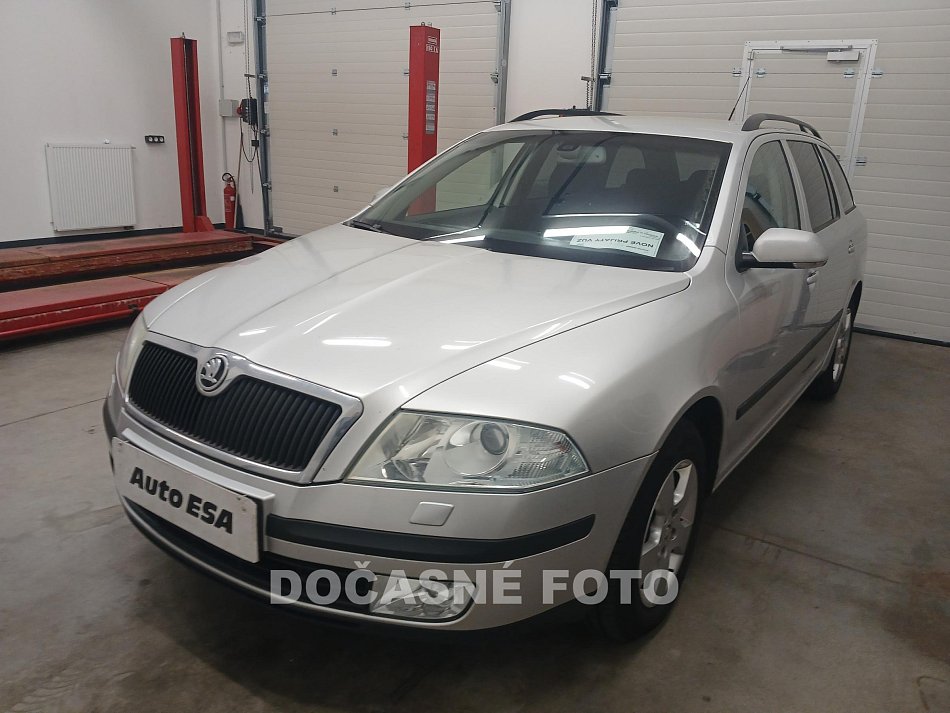 Škoda Octavia II 1.6i Elegance
