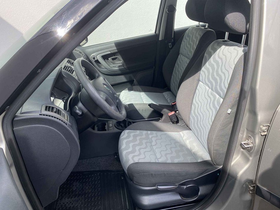 Škoda Fabia II 1.2i 