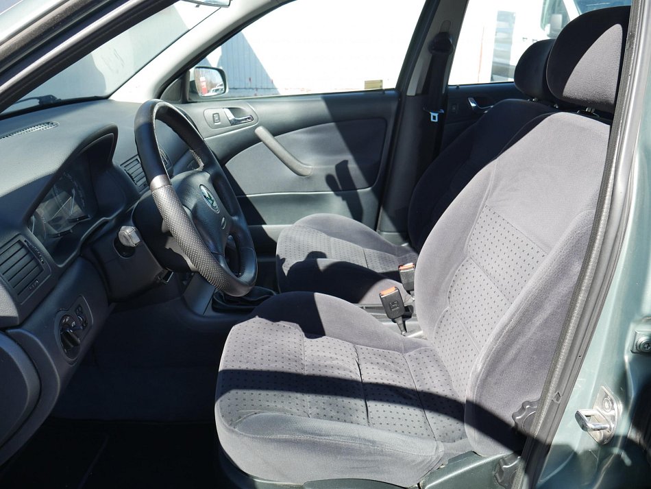Škoda Octavia 1.6 MPi 