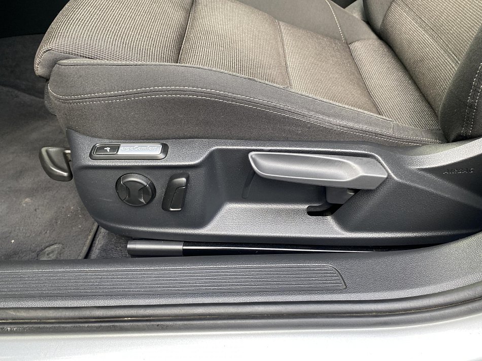 Volkswagen Passat 2.0 TDi Comfortline 4Motion
