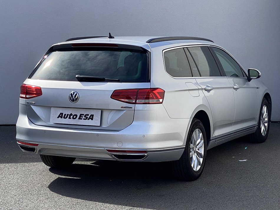 Volkswagen Passat 2.0 TDi Comfortline 4Motion