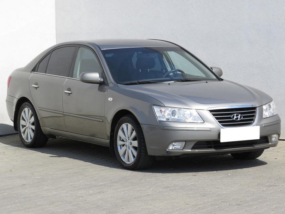 Hyundai Sonata 2.0 
