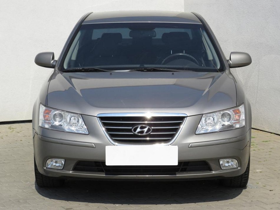Hyundai Sonata 2.0 