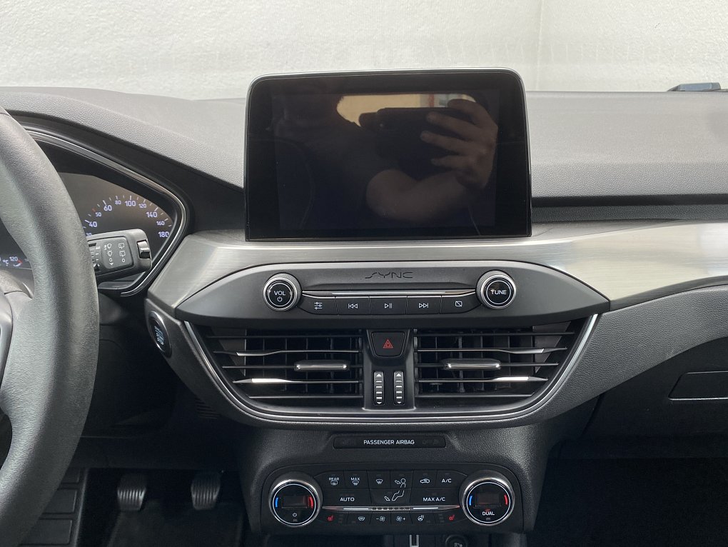Ford Focus 1.0EB Titanium