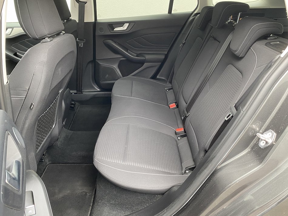 Ford Focus 1.0EB Titanium