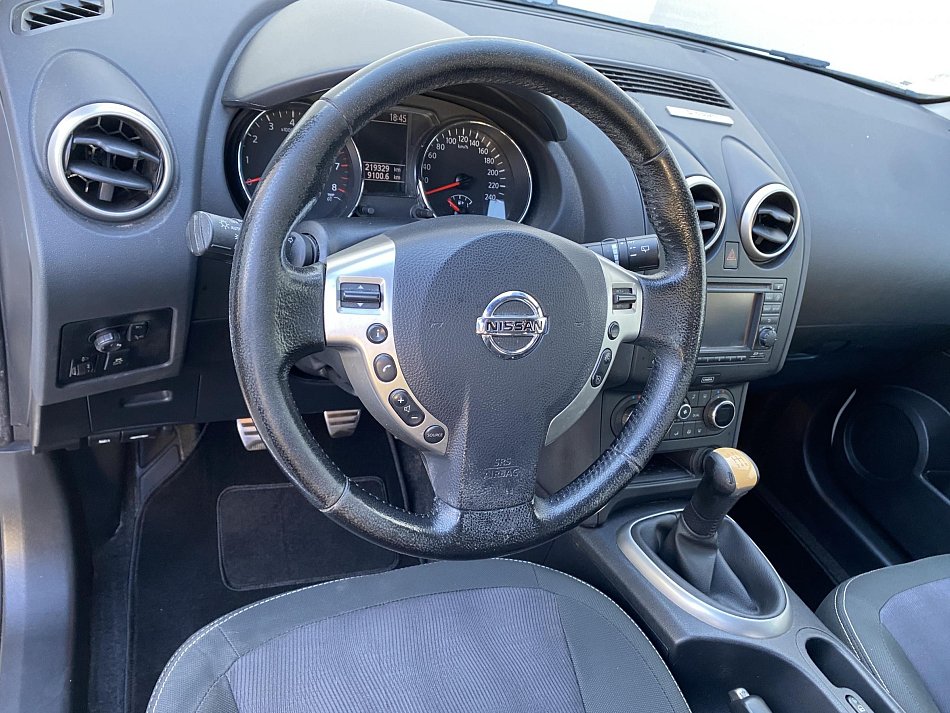 Nissan Qashqai 1.6 16V 