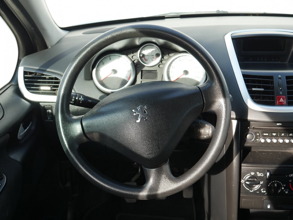 Peugeot 207 1.4 i 