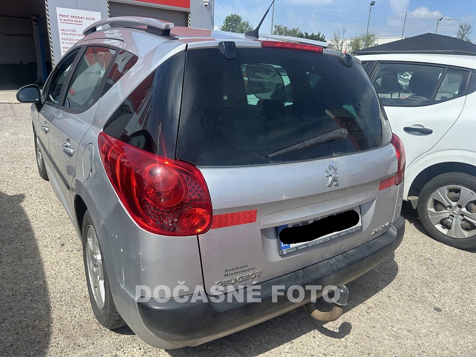 Peugeot 207 1.4 i 