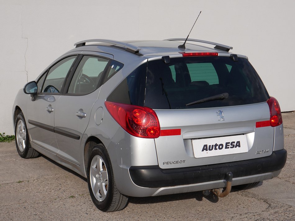 Peugeot 207 1.4 i 