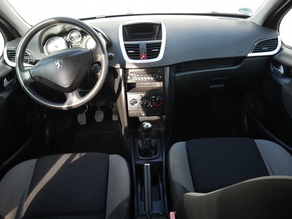 Peugeot 207 1.4 i 