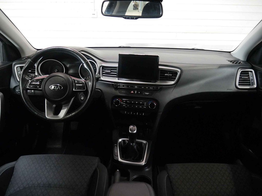 Kia Ceed 1.6 CRDi 