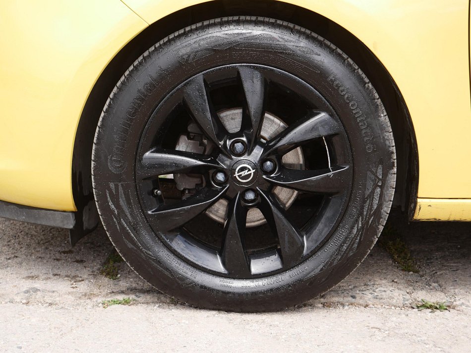 Opel Adam 1.2 i 