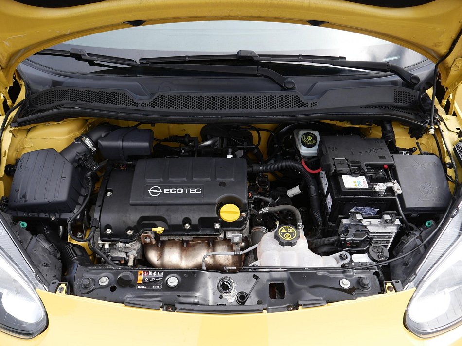 Opel Adam 1.2 i 