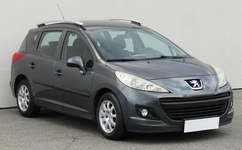 Peugeot 207 1.4 i 