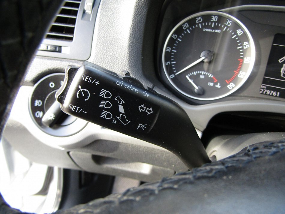 Škoda Octavia II 1.6 TDi Elegance