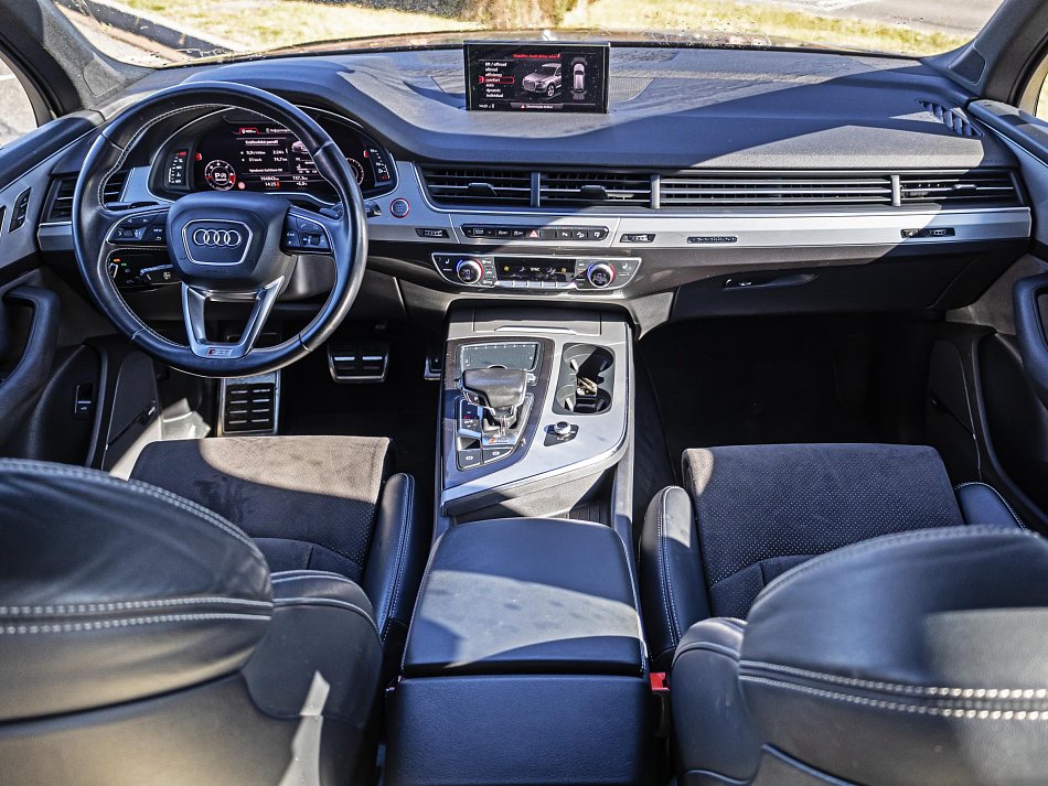 Audi SQ7 4.0 TDi V8 S-line Quattro