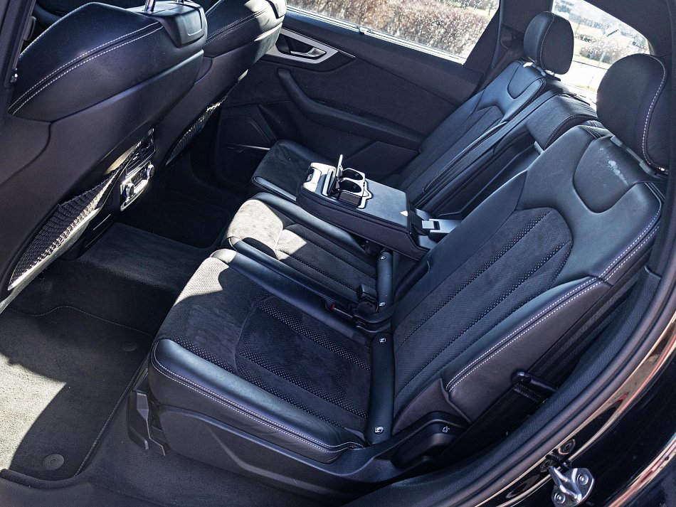 Audi SQ7 4.0 TDi V8 S-line Quattro