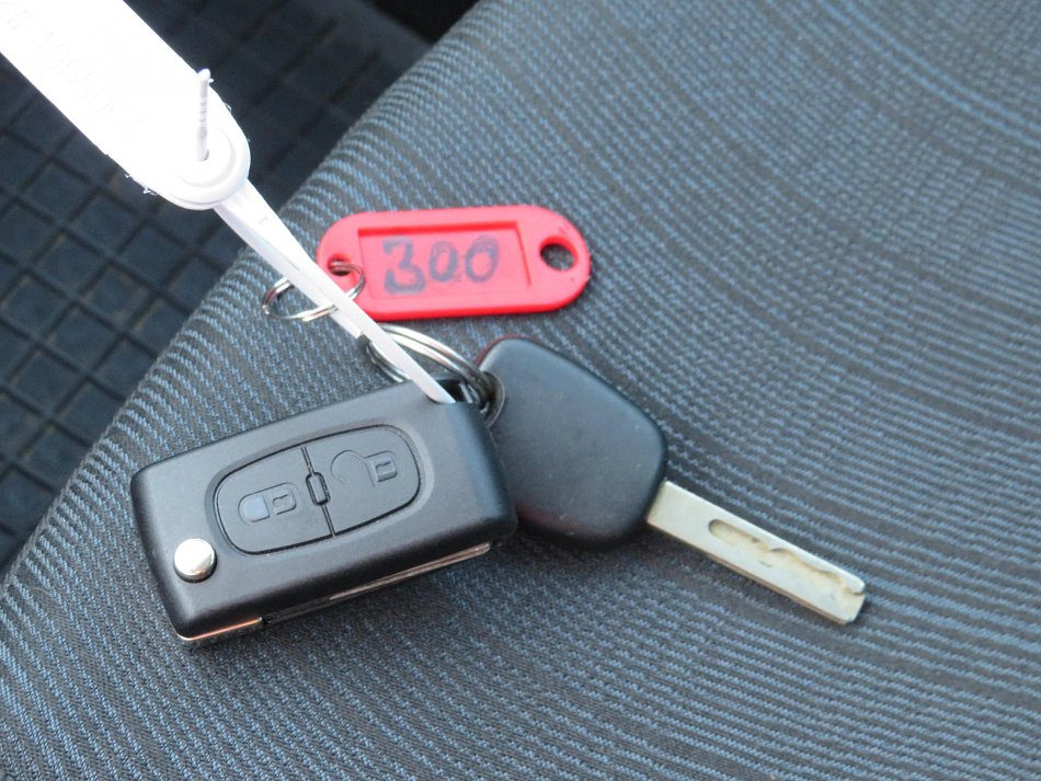 Peugeot 207 1.4i 