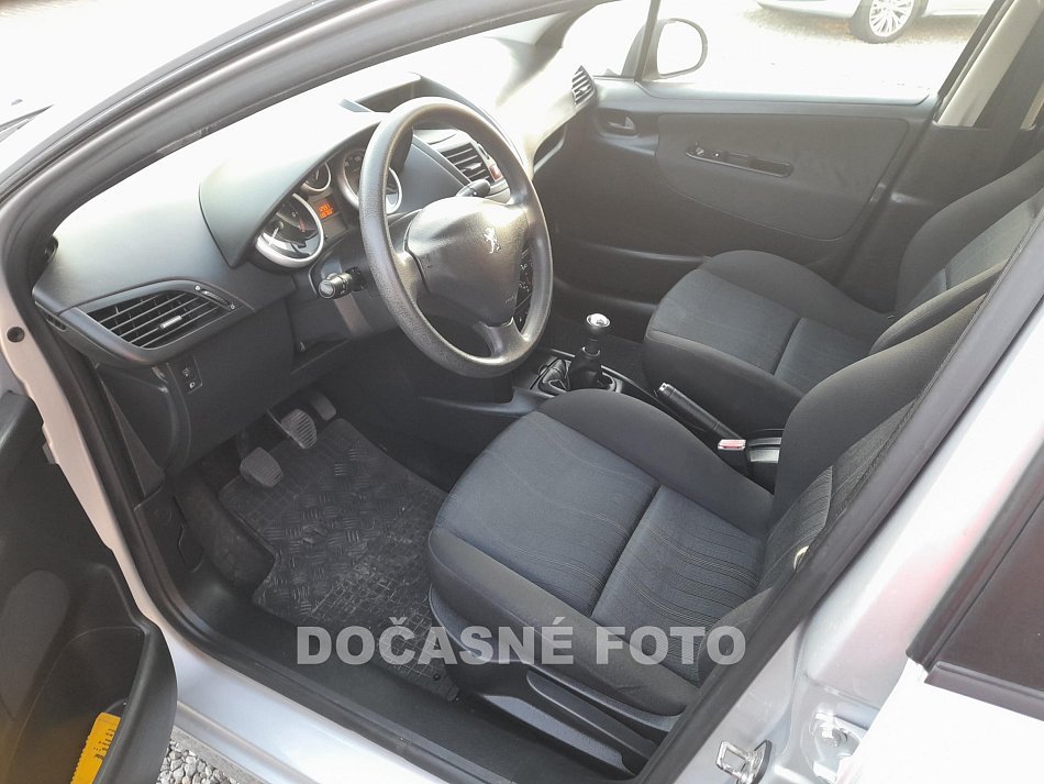 Peugeot 207 1.4i 