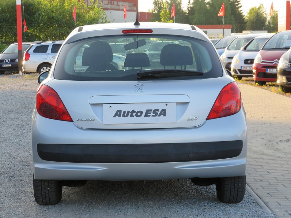 Peugeot 207 1.4i 