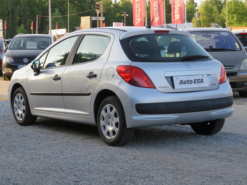 Peugeot 207 1.4i 