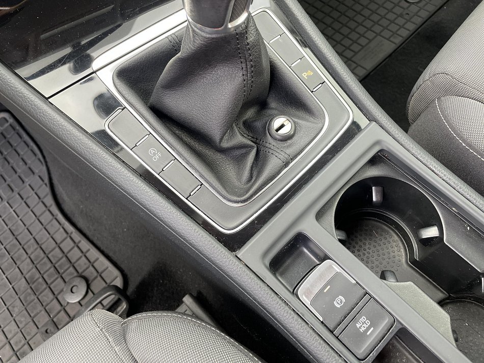 Volkswagen Golf 1.6 TDI R-Line