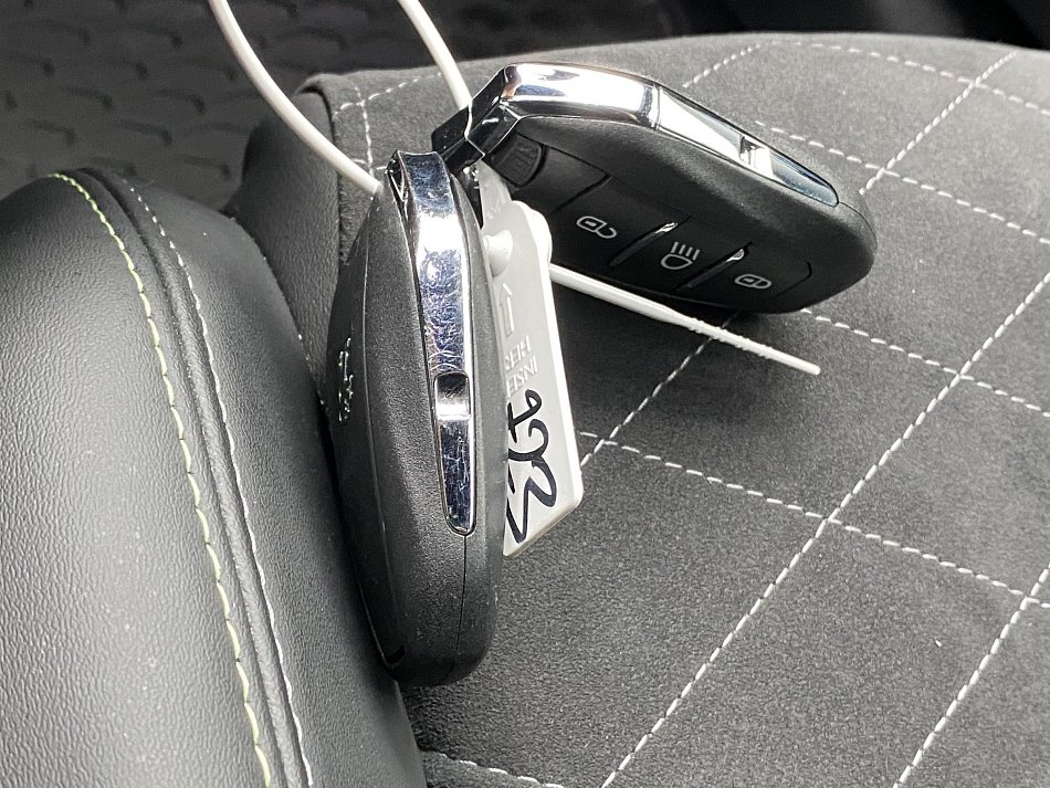 Peugeot 208 1.2 PT GT