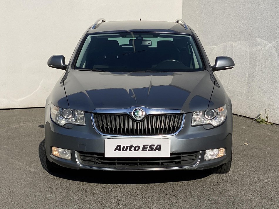 Škoda Superb II 2.0  TDi Ambition