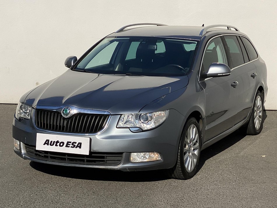 Škoda Superb II 2.0  TDi Ambition