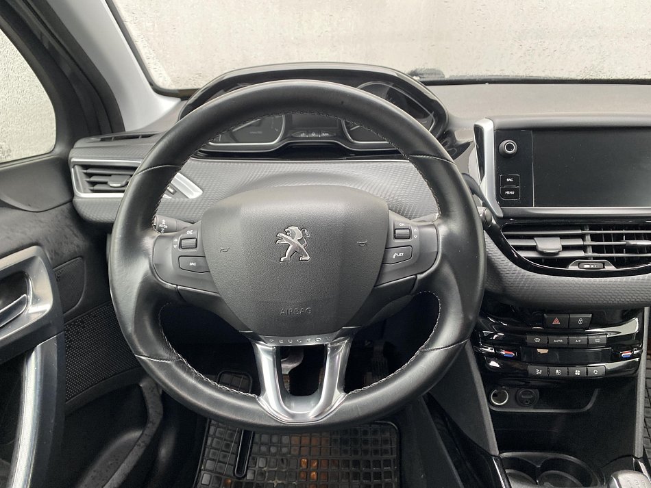 Peugeot 2008 1.2PT Allure